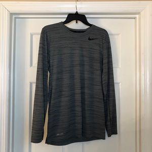 Nike Dry-Fit Long Sleeve Shirt